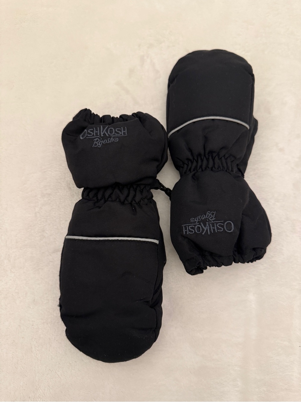 OshKosh B'gosh Kids Winter Mittens